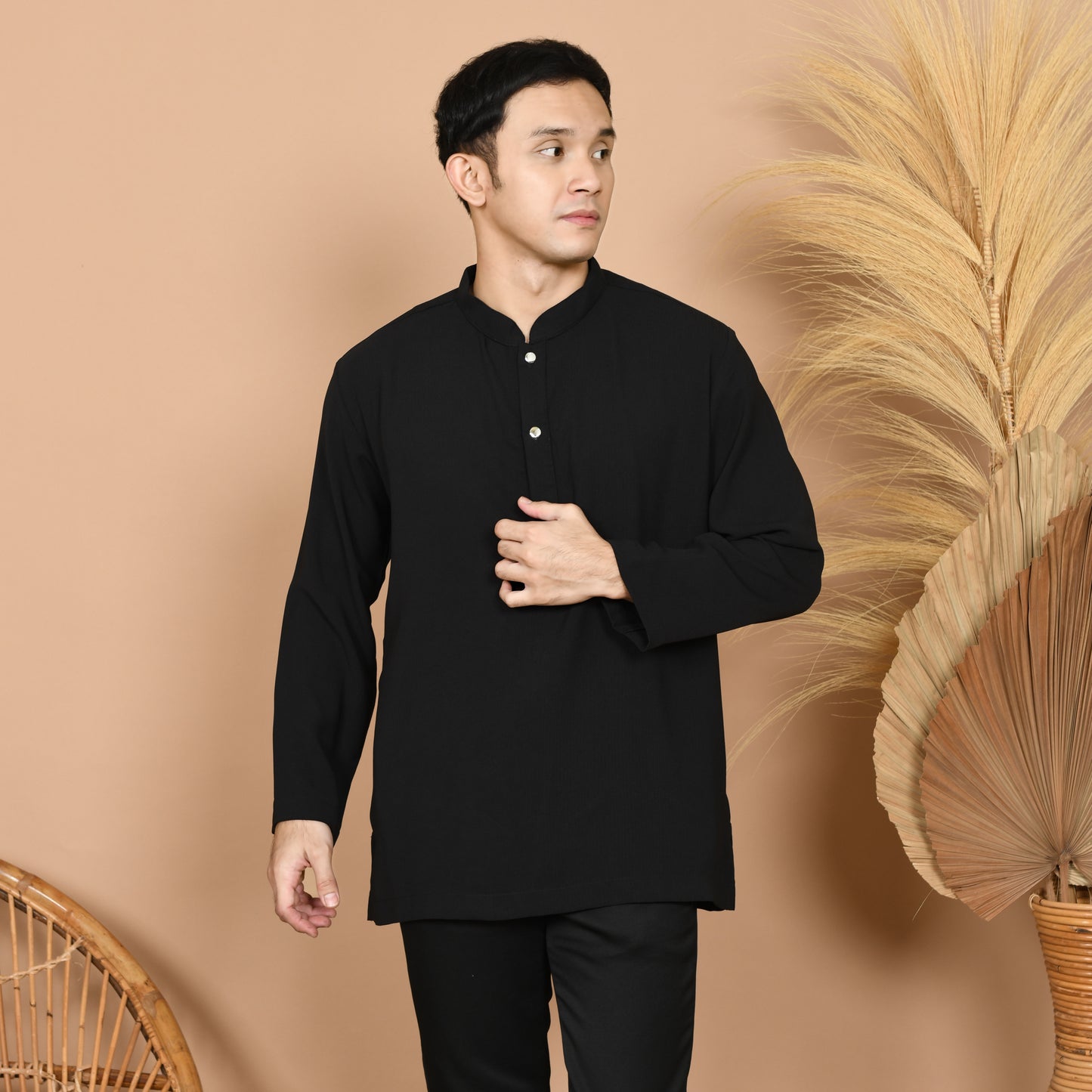 Adam Top (Black)
