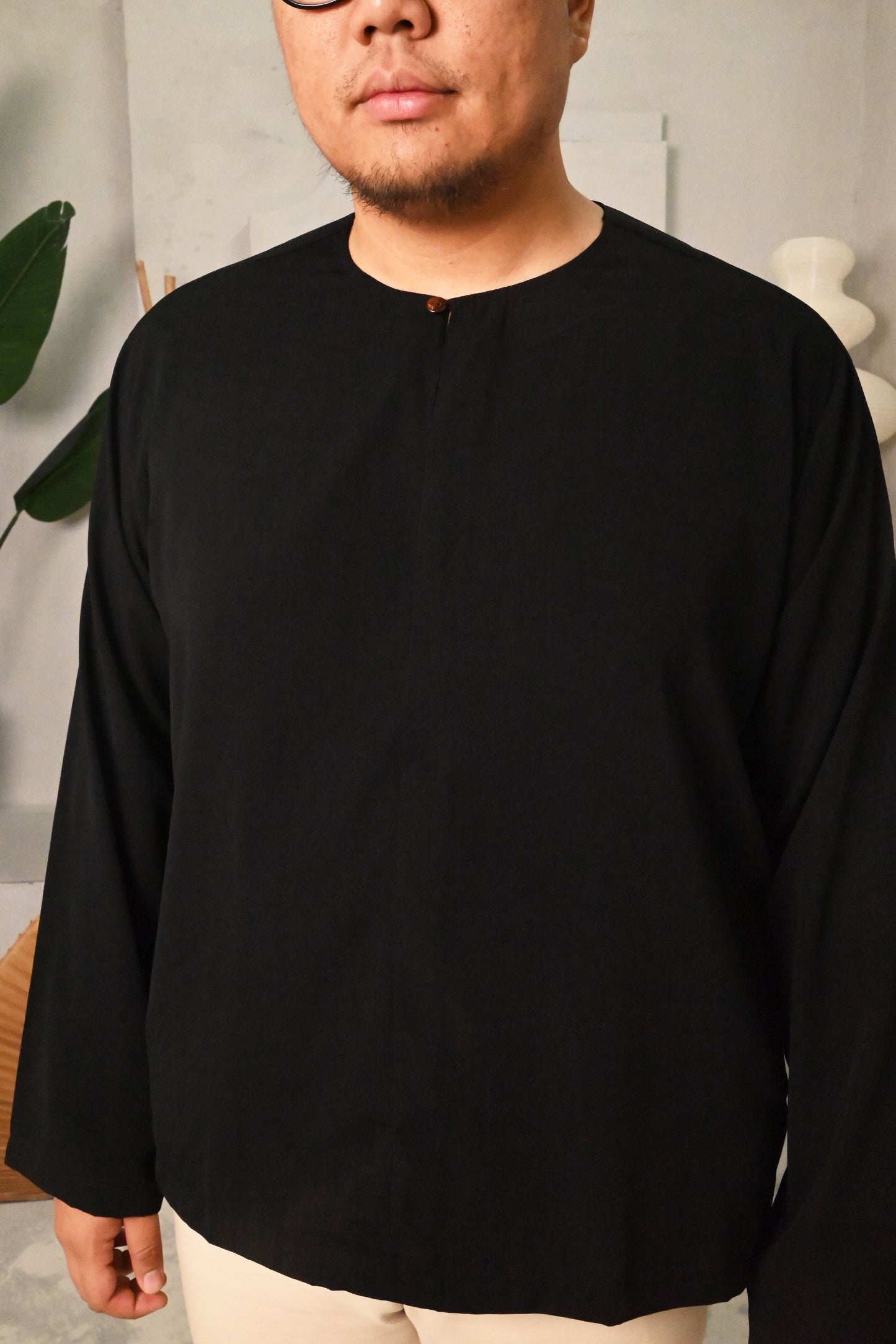 Jebat Top (Black)