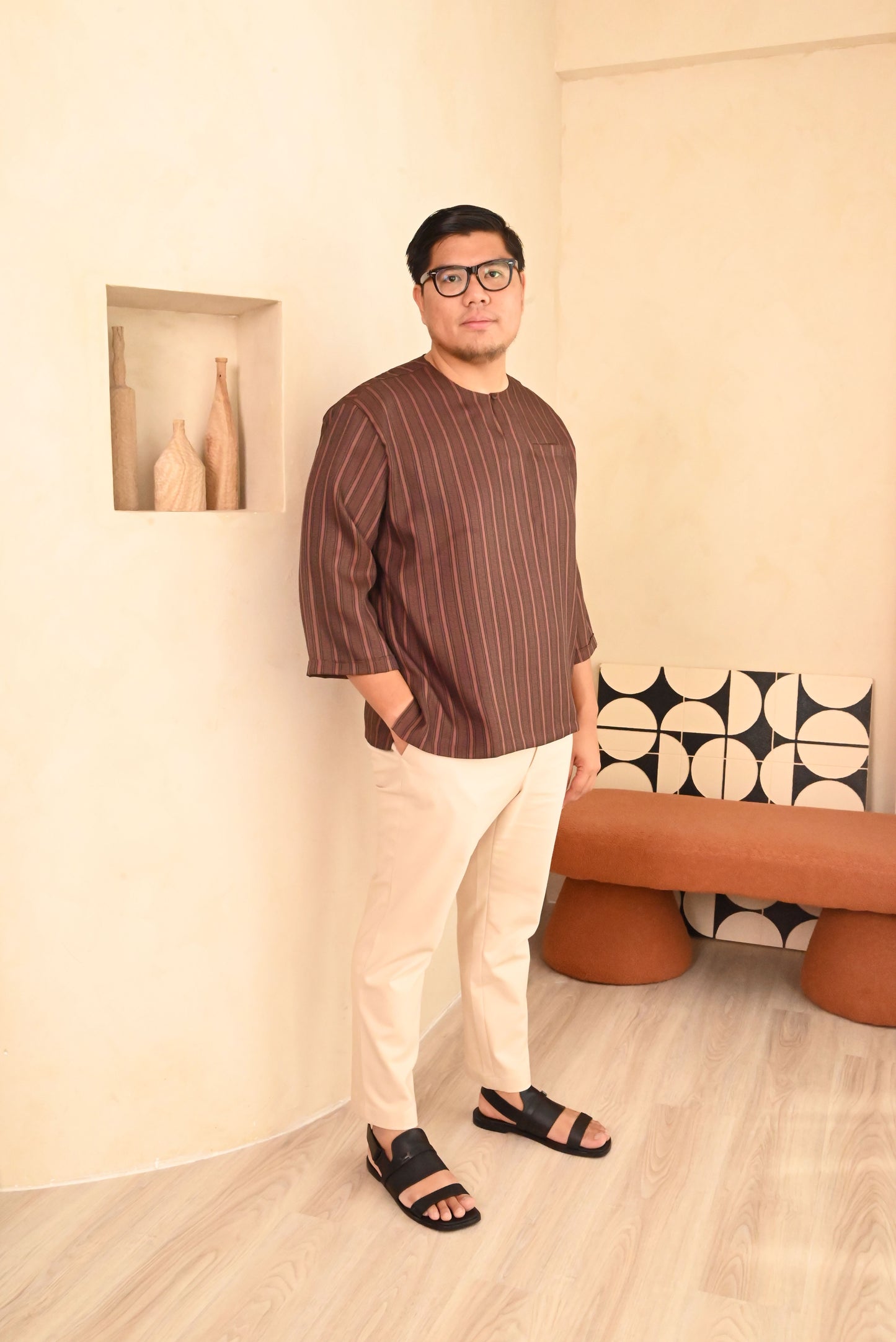 Wira Top (Brick)