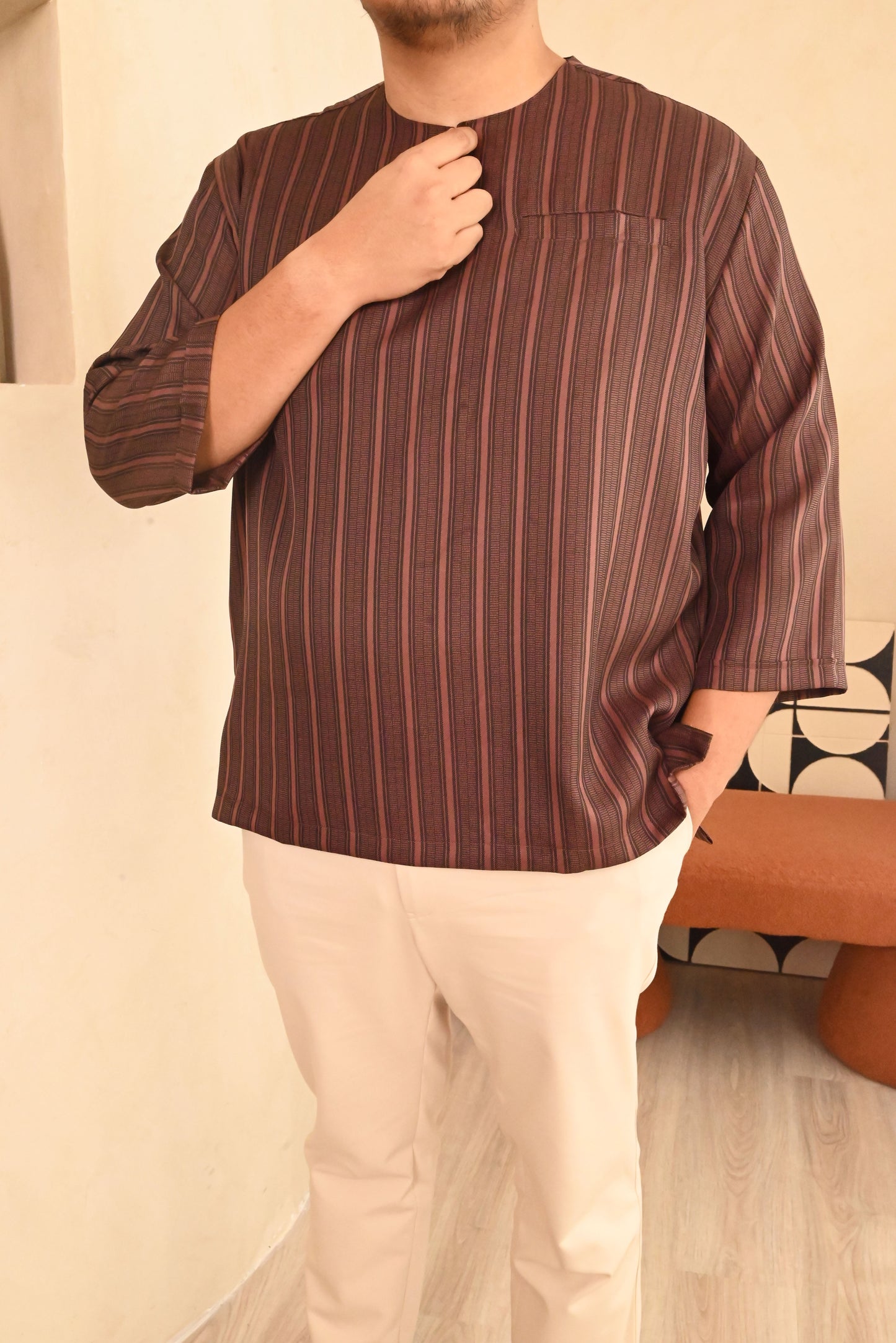 Wira Top (Brick)